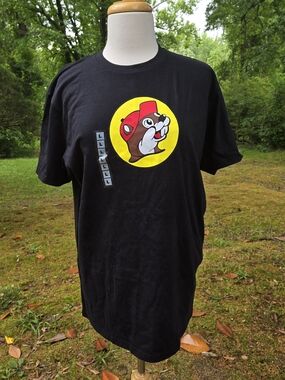Buc-ee’s Logo T Shirt Large NWT Black Graphic Tee Beaver Travel Gas Station